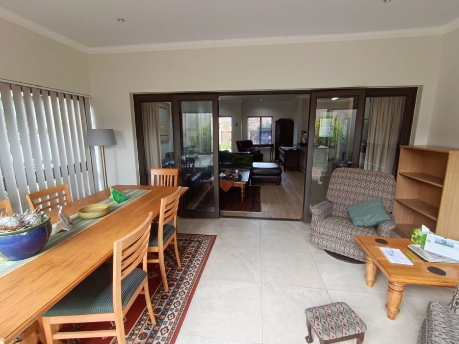 To Let 2 Bedroom Property for Rent in Dana Bay Western Cape